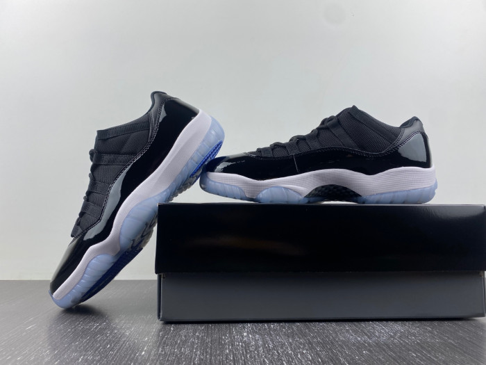 air jordan 11 “space jam-fv5104-004