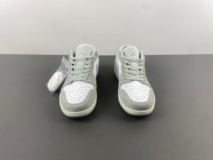 air jordan 1 low “light green”-fn5214-131