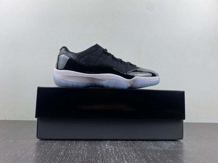 air jordan 11 “space jam-fv5104-004