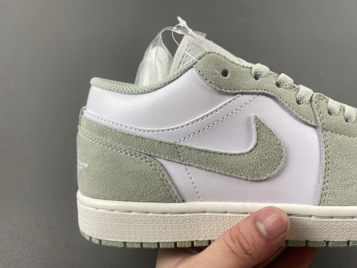 air jordan 1 low “light green”-fn5214-131