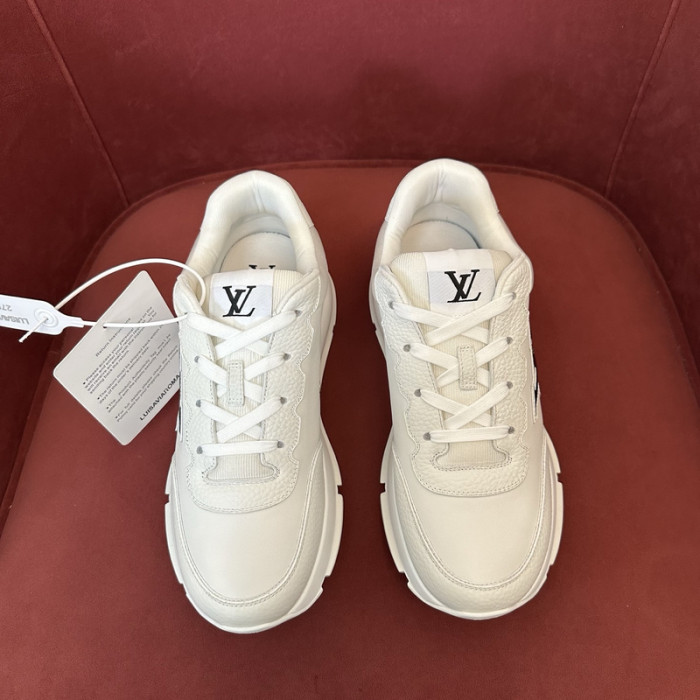 LV snekaers 140