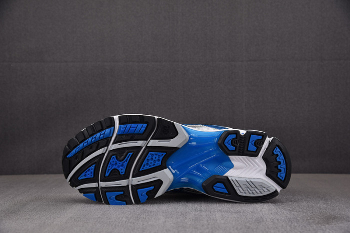 SICS Gel-Nimbus 10.1 White Directoire Blue-1203A543-101