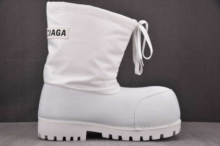 BALENCIAGA BOOT -31