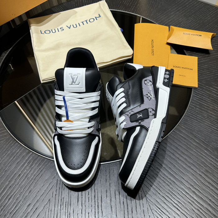 LV snekaers 257