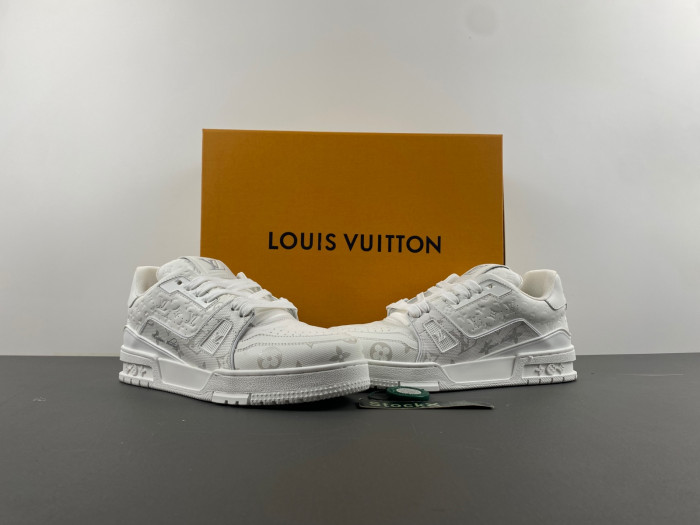lv snekaers 111