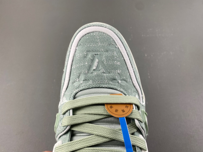 LV snekaers 310