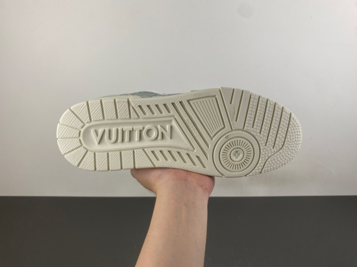 LV snekaers 310