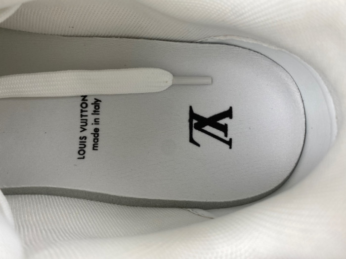 LV snekaers 283