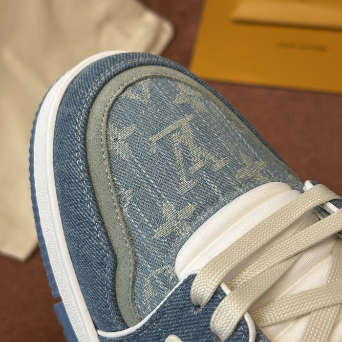 LV snekaers 272