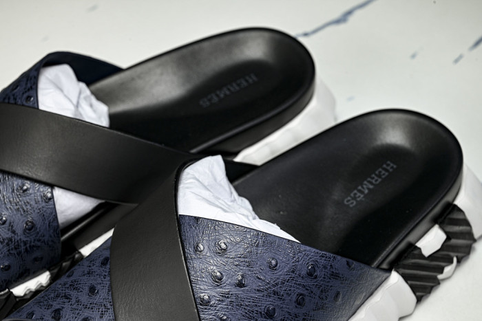 H**me5 Sandal 40