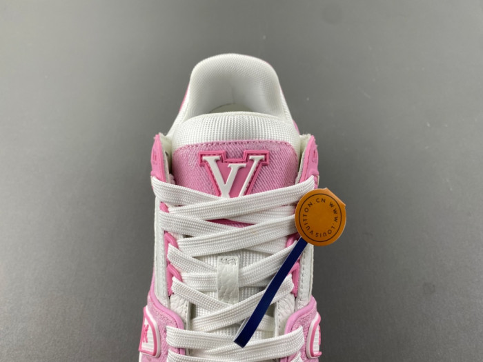LV snekaers 207