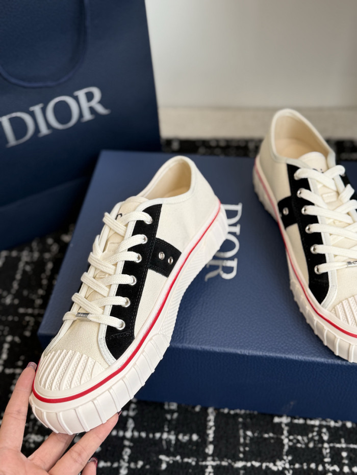 D10r B23 SNEAKER-013