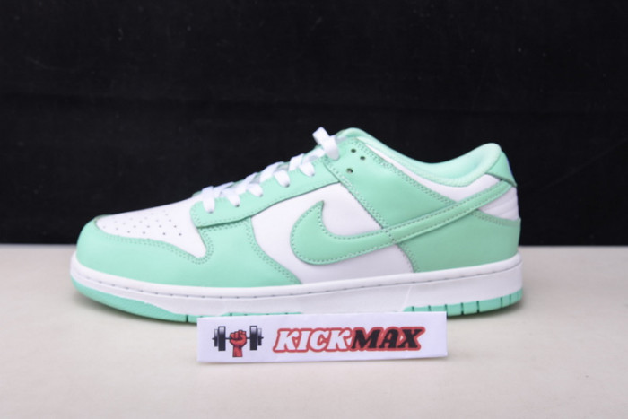 nike dunk low green glow dd1503-105