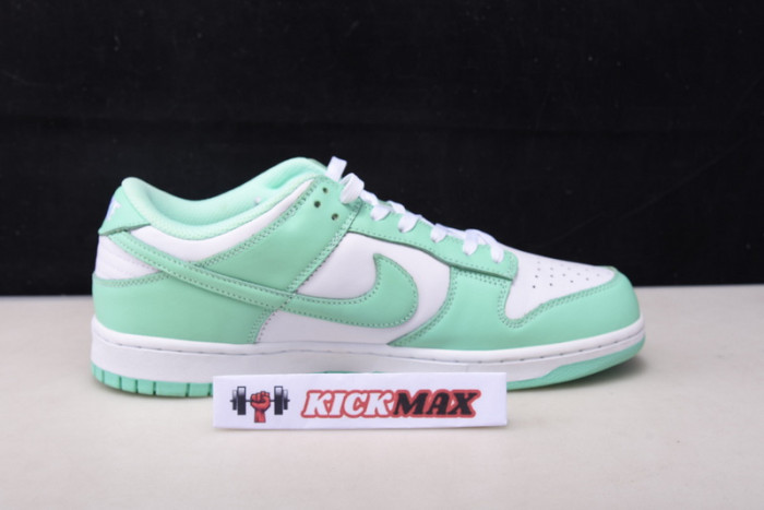 nike dunk low green glow dd1503-105