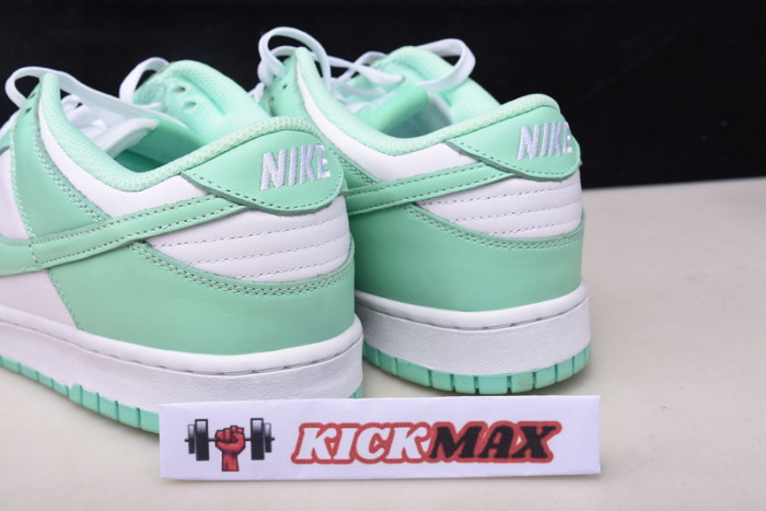 nike dunk low green glow dd1503-105