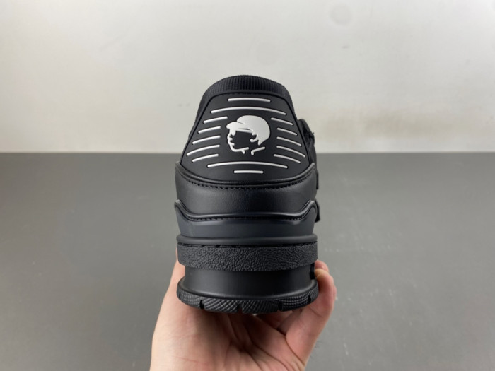 LV snekaers 291