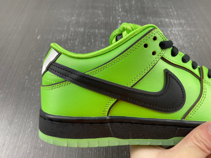 nike sb dunk low the powerpuff girls buttercup-c fz8319-300