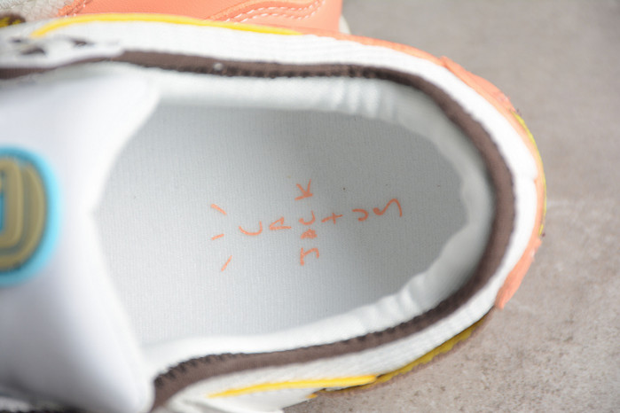 travis scott x nike air max-do9392-800