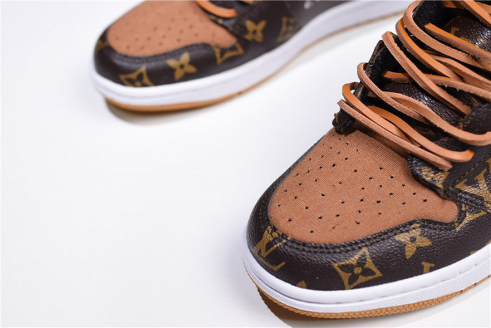 l**is V*t*n x o-w x air jordan 1 customs mens aq0818-202