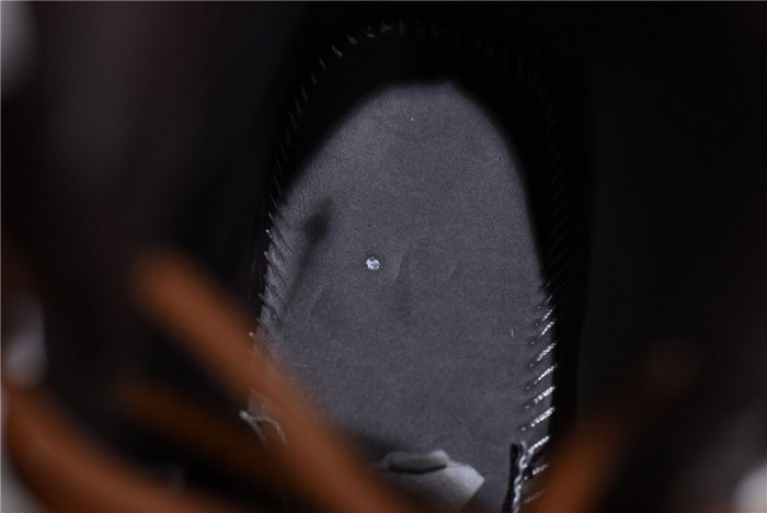 l**is V*t*n x o-w x air jordan 1 customs mens aq0818-202