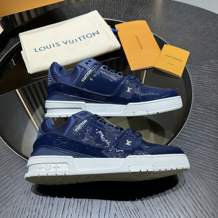 LV snekaers 264