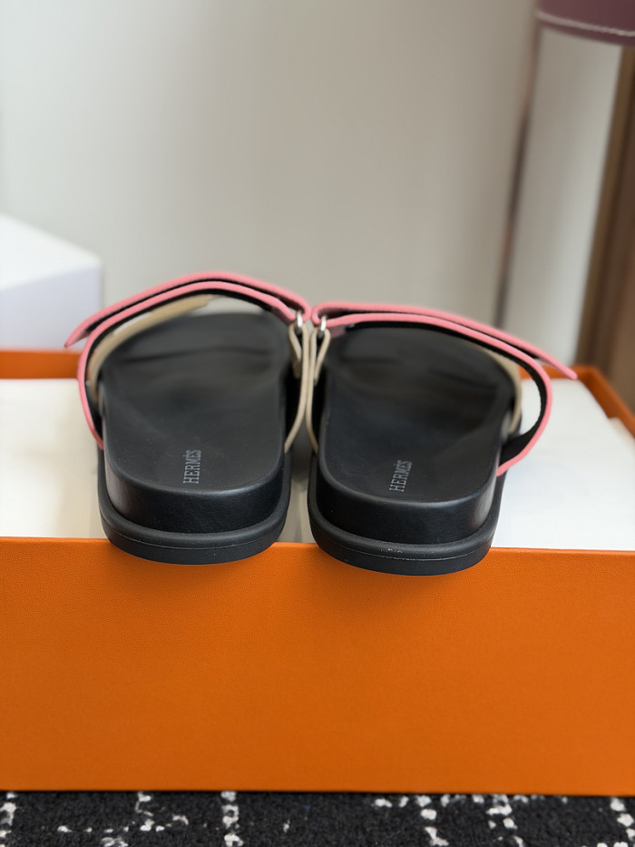 H**me5 Sandal 69