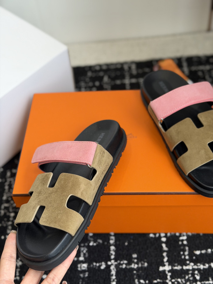 H**me5 Sandal 69