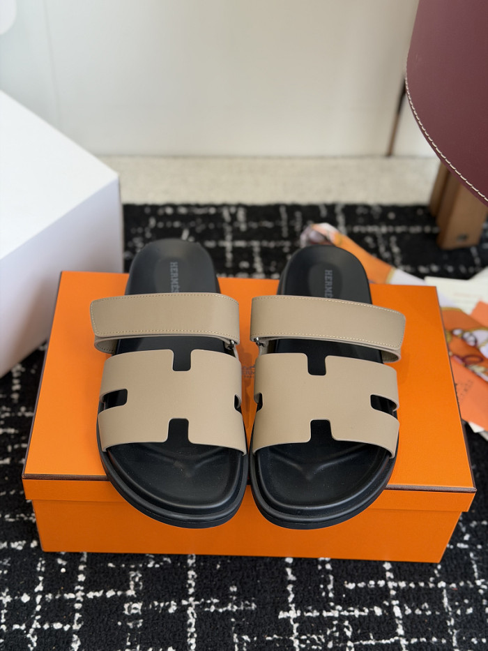 H**me5 Sandal 67