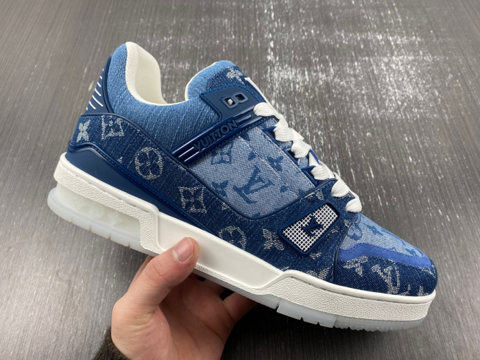 lv snekaers 103
