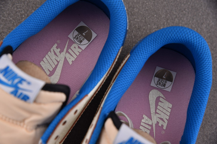 Fragment Design x Travis Scott Air Jordan 1 Low OG SP -DM7866-104