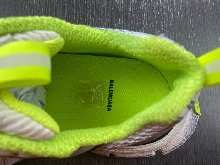 iaga -phantom sneaker-13