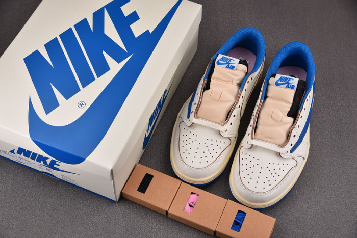 Fragment Design x Travis Scott Air Jordan 1 Low OG SP -DM7866-104