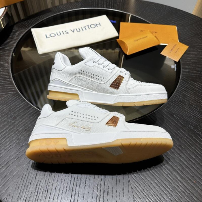 LV snekaers 211