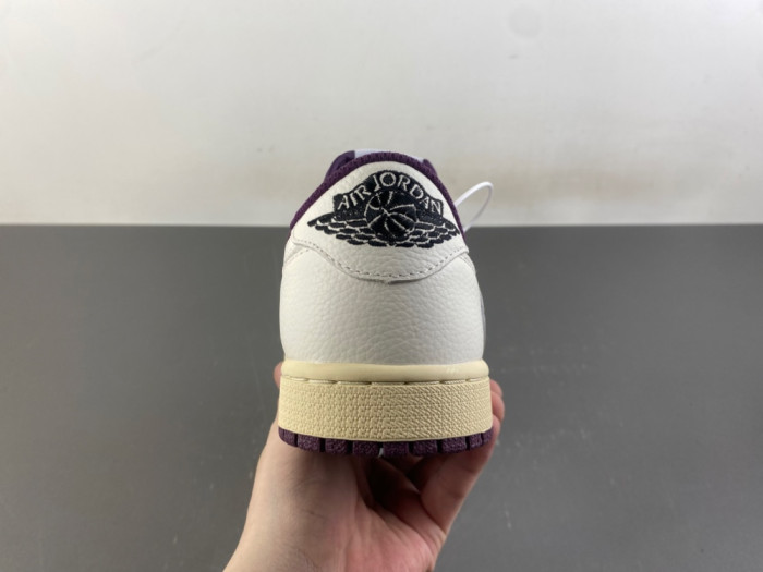 Travis Scott x Air Jordan 1 Low-DZ4137-700