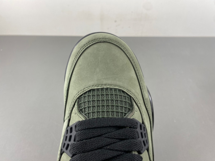 UNDEFEATED x Air Jordan 4 OG-IB1519-200