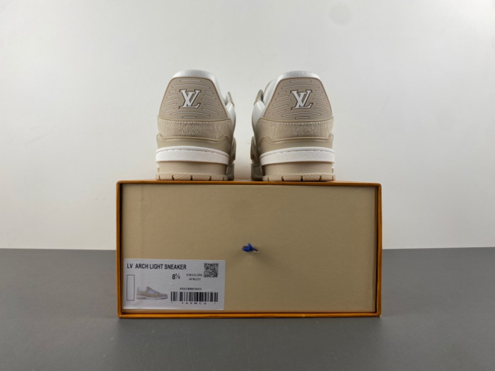 LV snekaers 206