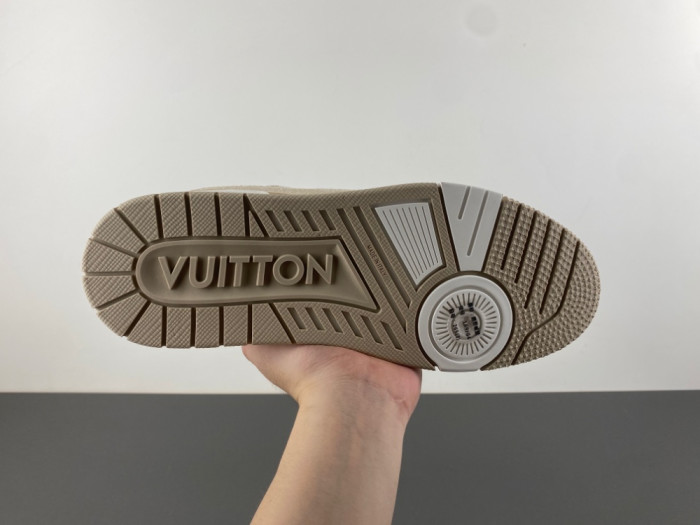 LV snekaers 206