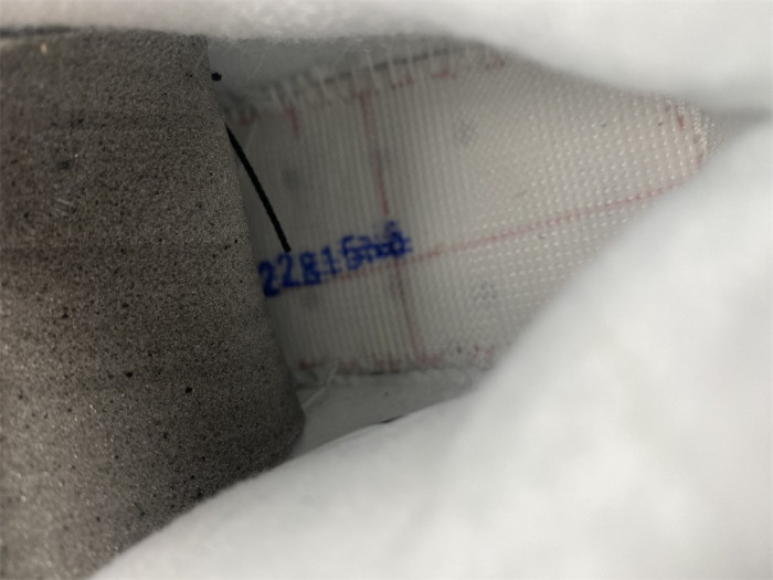 air jordan 4 og “white cement” 840606-192