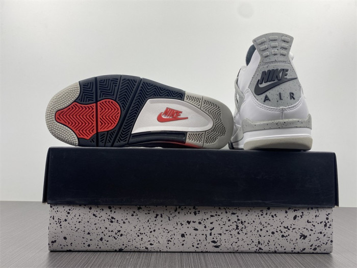 air jordan 4 og “white cement” 840606-192