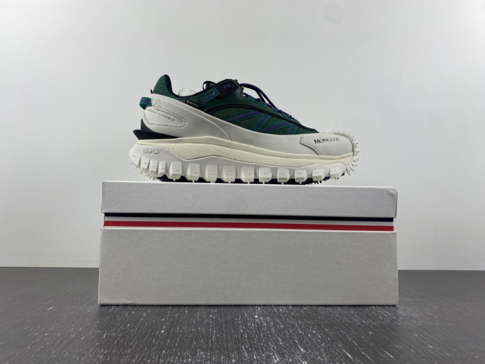 MONCLER SNEAKER 09