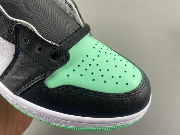 Air Jordan 1 High OG “Green Glow”-DZ5485-130
