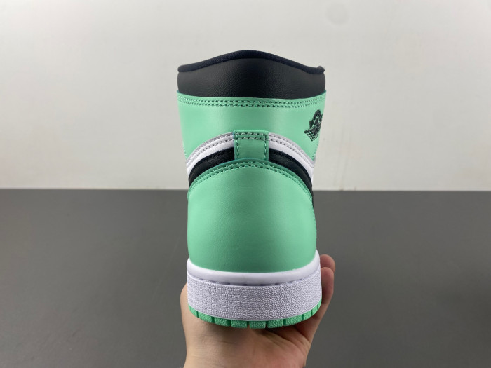 Air Jordan 1 High OG “Green Glow”-DZ5485-130
