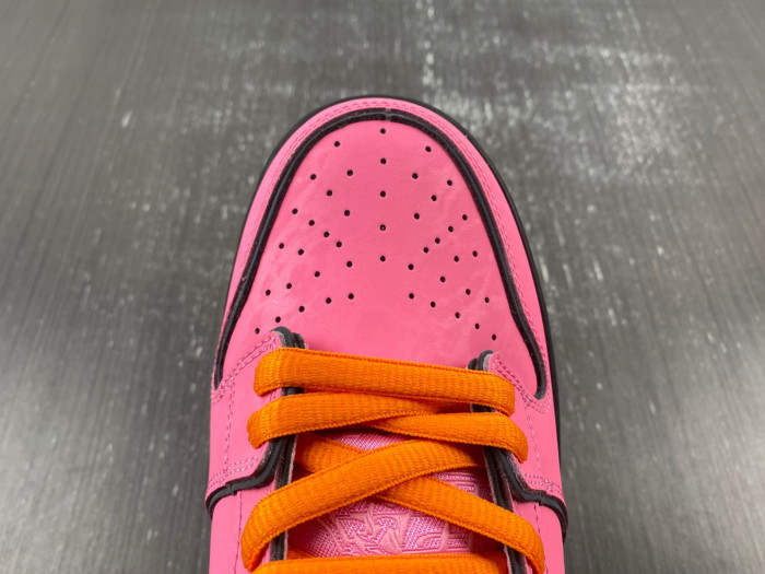 the powerpuff girls x nike sb dunk low “blossom”-fd2631-600