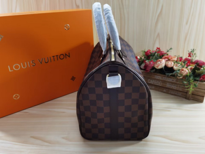 lv bag 02