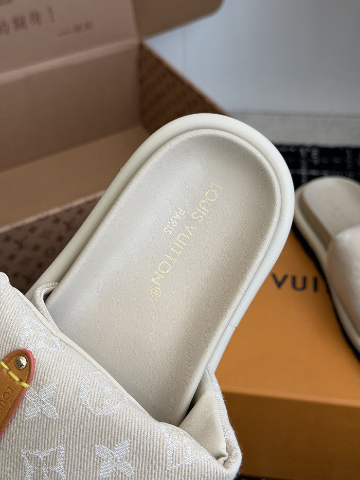 L&V sandal 81