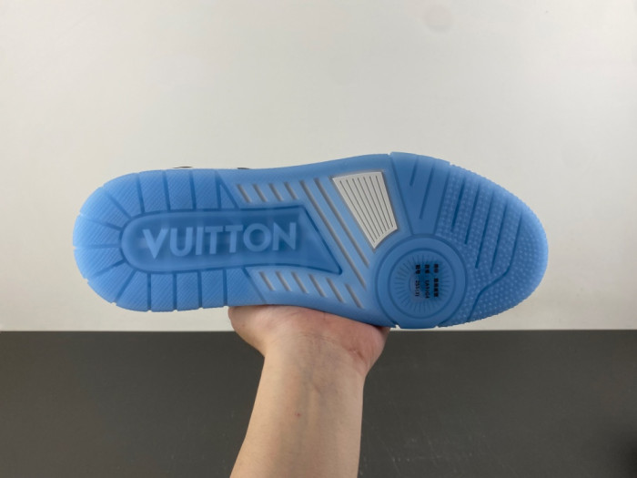 LV snekaers 306