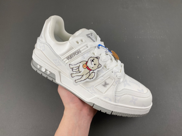LV snekaers 284