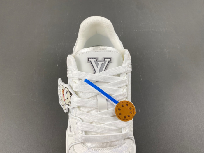 LV snekaers 284