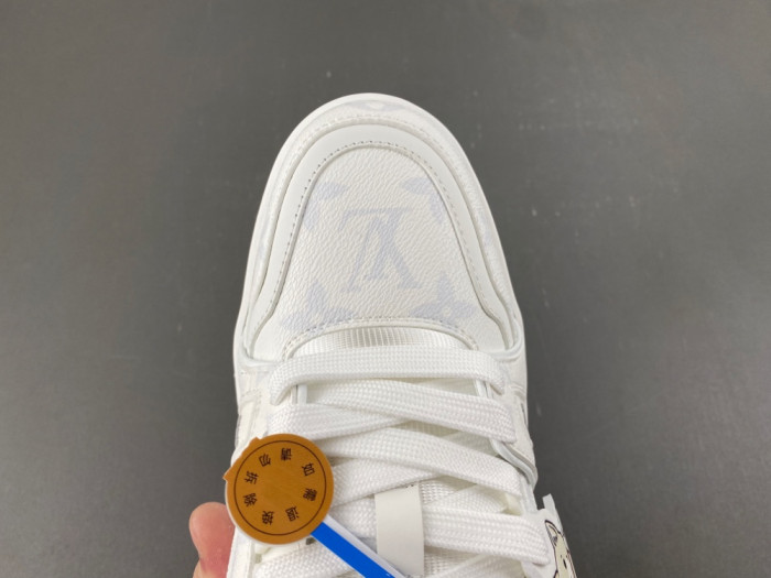 LV snekaers 284