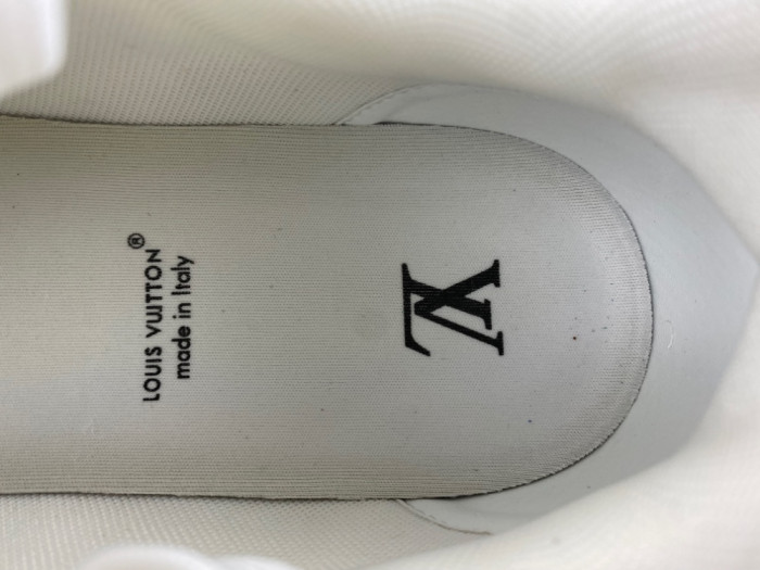LV snekaers 284